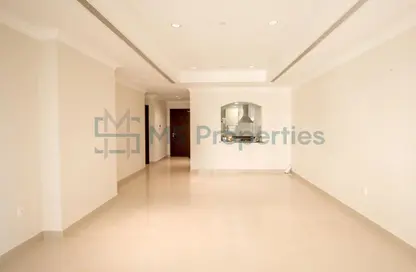 Apartment - 1 Bedroom - 2 Bathrooms for sale in West Porto Drive - Porto Arabia - The Pearl Island - Doha