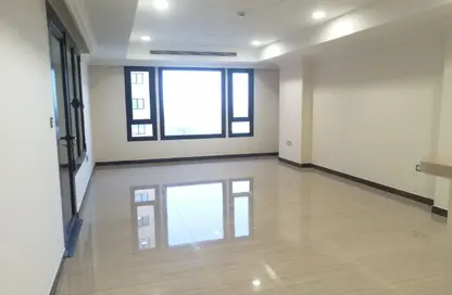 Apartment - 1 Bedroom - 1 Bathroom for rent in Tuscan Tower - Porto Arabia - The Pearl Island - Doha