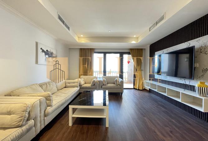 932380 - Property Image 2