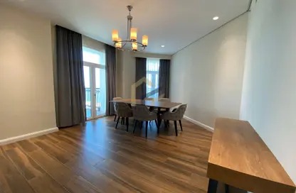 Apartment - 1 Bedroom - 2 Bathrooms for sale in One Porto Arabia - Porto Arabia - The Pearl Island - Doha