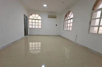 Apartment - 1 Bedroom - 1 Bathroom for rent in Al Maamoura - Al Maamoura - Doha