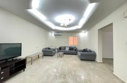 Apartment - 3 Bedrooms - 3 Bathrooms for rent in Bin Omran - Fereej Bin Omran - Doha