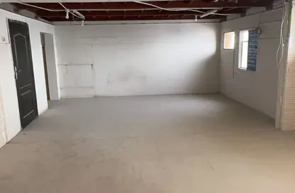 Labor Camp - Studio - 7+ Bathrooms for rent in Industrial Area - Doha
