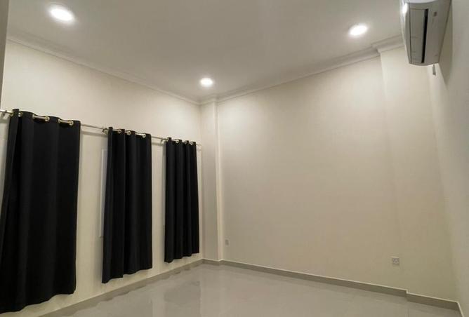 993340 - Property Image 2