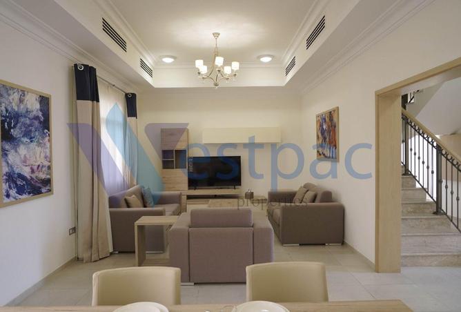 985329 - Property Image 3