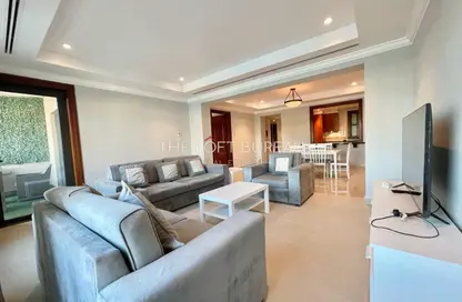 Townhouse - 1 Bedroom - 2 Bathrooms for rent in West Porto Drive - Porto Arabia - The Pearl Island - Doha