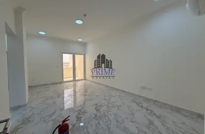 Apartment - 3 Bedrooms - 3 Bathrooms for rent in Salwa Road - Al Aziziyah - Doha