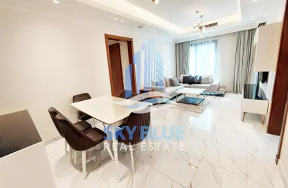 Apartment - 2 Bedrooms - 2 Bathrooms for rent in The Pearl Island - Doha