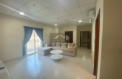 Apartment - 2 Bedrooms - 2 Bathrooms for rent in Al Sadd Road - Al Sadd - Doha
