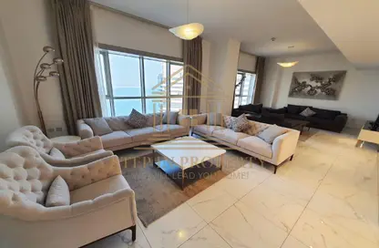 Apartment - 3 Bedrooms - 5 Bathrooms for rent in West Bay Tower - West Bay - West Bay - Doha