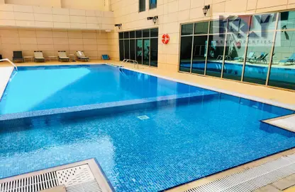 صورة لـ حوض سباحة شقة - 1 حمام للايجار في المرقاب الجديد - الدوحة ، صورة رقم 1