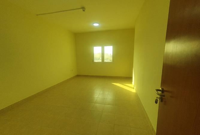 965353 - Property Image 3