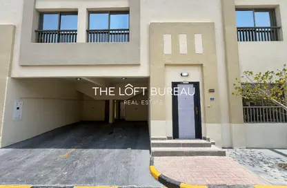 Villa - 4 Bedrooms - 5 Bathrooms for sale in Al Wakra - Al Wakrah - Al Wakra