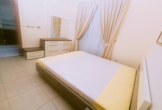 951789 - Property Image 3