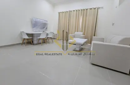 شقة - 2 غرف نوم - 3 حمامات للايجار في مدينة خليفة - الدوحة