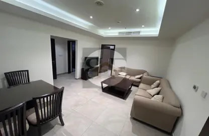 Apartment - 2 Bedrooms - 2 Bathrooms for rent in Umm Ghwailina Comm - Umm Ghuwalina - Umm Ghuwailina - Doha