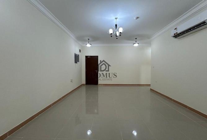 1000827 - Property Main Image