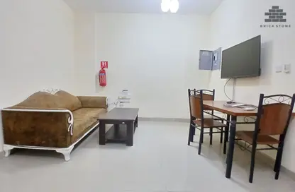 Apartment - 2 Bedrooms - 1 Bathroom for rent in Muntazah 13 - Al Muntazah - Doha