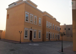 UNFURNISHED 4 BR VILLA IN ABU HAMOUR