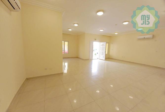 966931 - Property Image 2