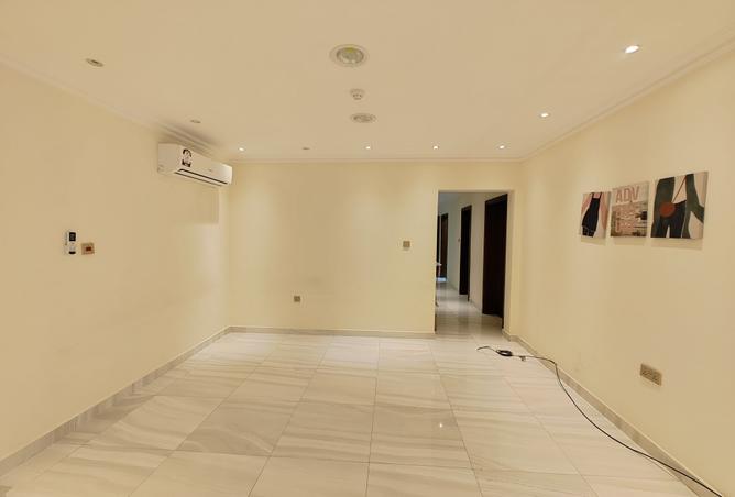 937925 - Property Image 3