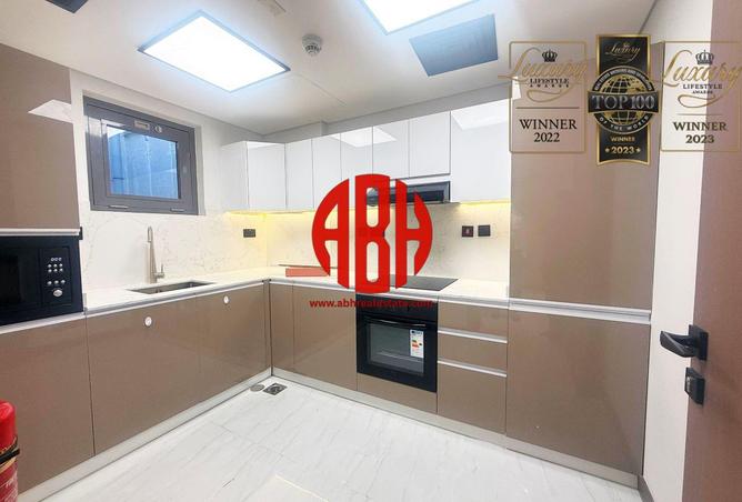 978180 - Property Image 2