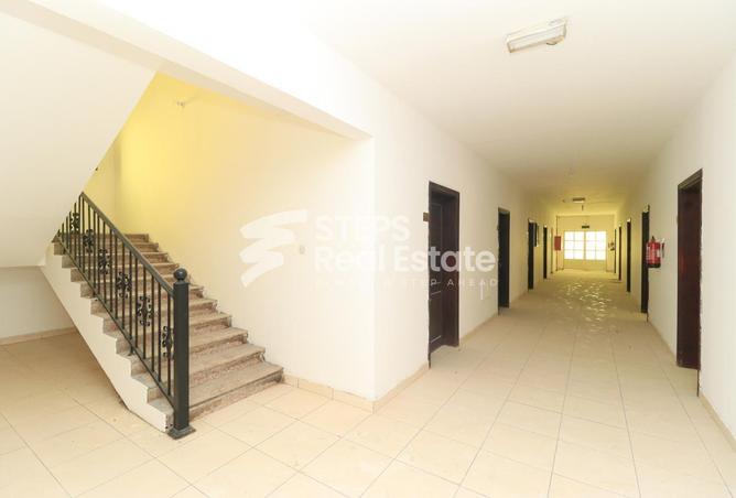 956086 - Property Main Image
