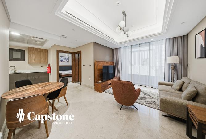 958327 - Property Image 2