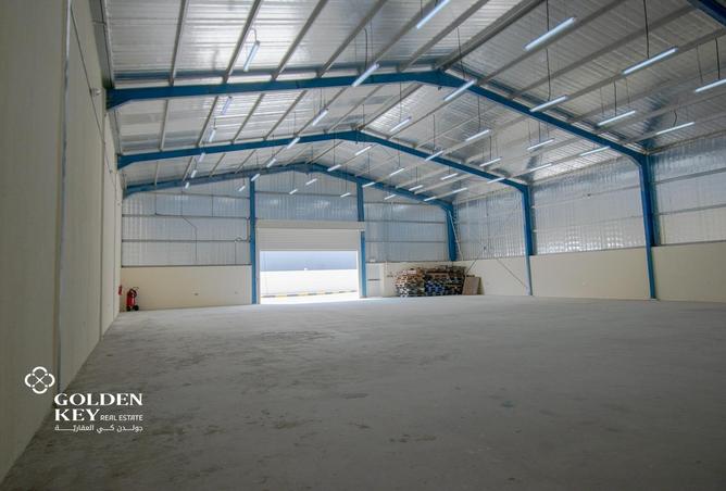 911498 - Property Image 3