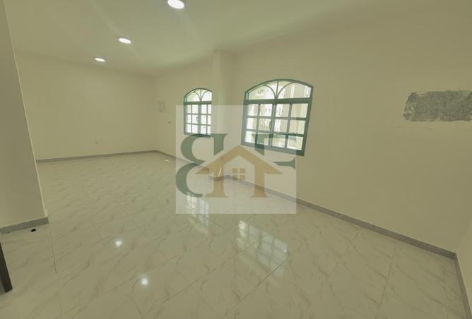 941464 - Property Image 3