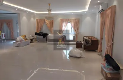 Villa - 7 Bedrooms - 6 Bathrooms for rent in Ain Khaled - Ain Khaled - Doha
