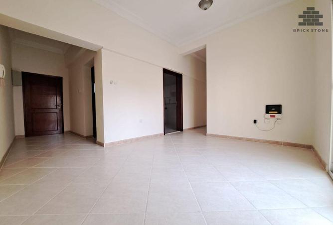 904601 - Property Image 3