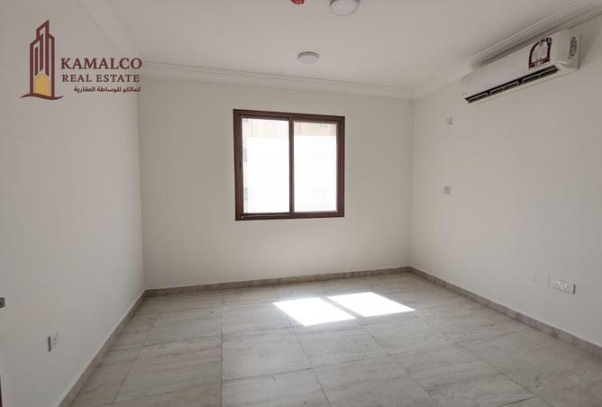 954499 - Property Image 3