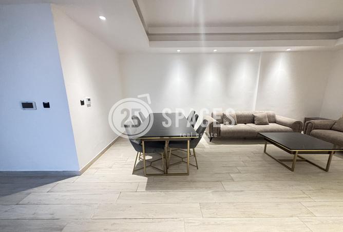 979469 - Property Image 2