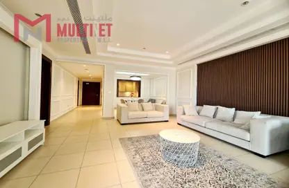 Apartment - 1 Bedroom - 2 Bathrooms for rent in West Porto Drive - Porto Arabia - The Pearl Island - Doha