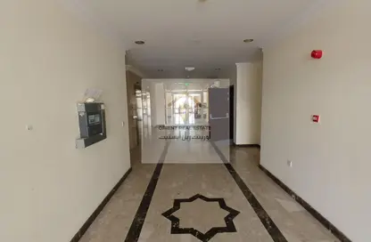 Apartment - 3 Bedrooms - 3 Bathrooms for rent in Fereej Kulaib - Doha