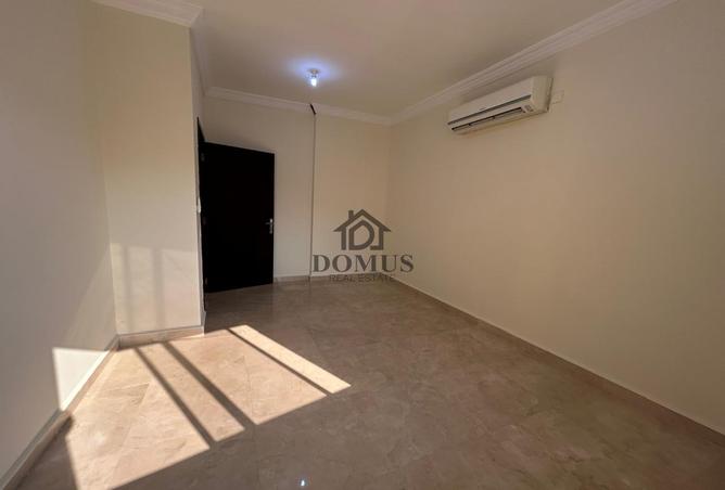 937993 - Property Image 2
