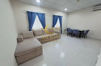 Apartment - 2 Bedrooms - 2 Bathrooms for rent in Al Sadd - Doha