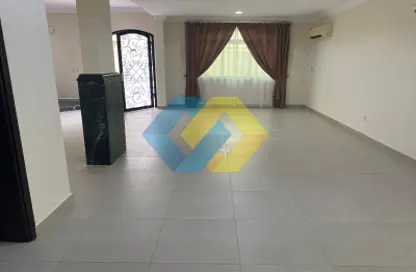 Villa - 3 Bedrooms - 3 Bathrooms for rent in Al Ain Compound 3 - Al Ain Compound - Ain Khaled - Doha