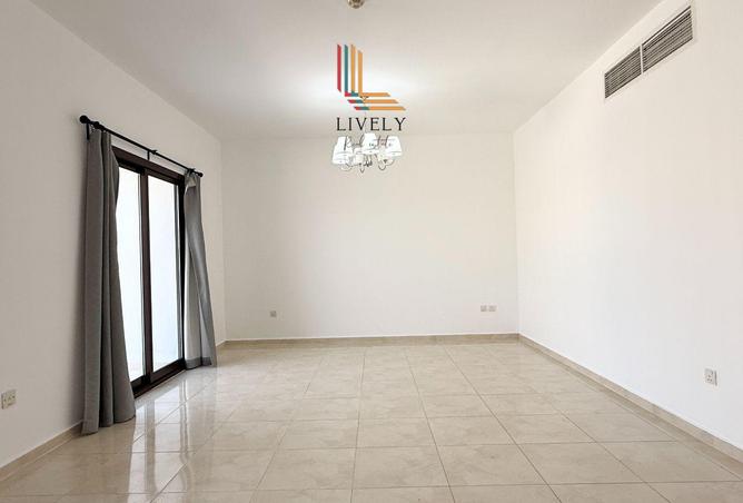 967405 - Property Image 3