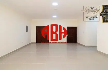 Apartment - 2 Bedrooms - 2 Bathrooms for rent in Al Khazin Street - Madinat Khalifa South - Madinat Khalifa - Doha