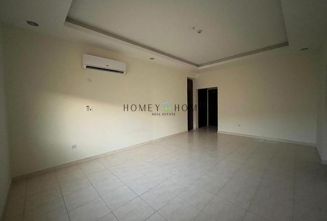 953069 - Property Main Image