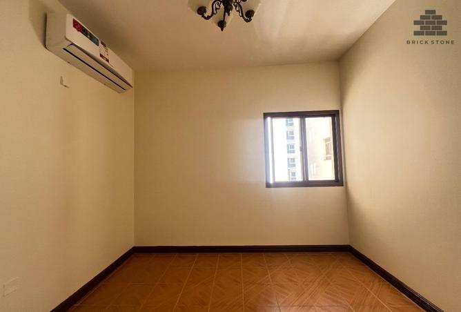 981070 - Property Image 3