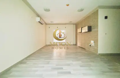 Apartment - 2 Bedrooms - 2 Bathrooms for rent in Al Mansoura - Al Mansoura - Doha