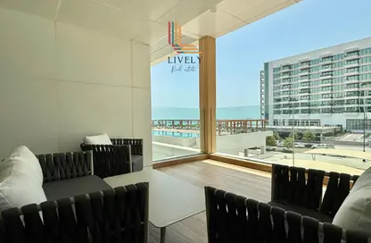 Apartment - 1 Bedroom - 1 Bathroom for rent in Marina Tower 02 - Marina District - Lusail