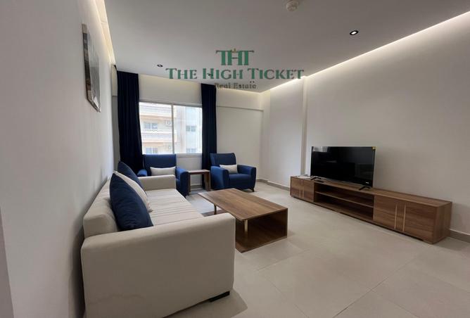 935607 - Property Image 2