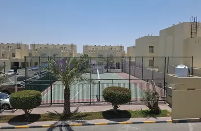 مجمع سكني - 4 غرف نوم - 4 حمامات للايجار في الغرافة - الغرافة - الدوحة