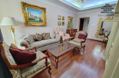 Apartment - 2 Bedrooms - 2 Bathrooms for rent in Al Mansoura - Al Mansoura - Doha