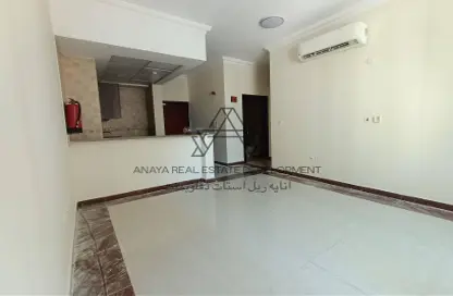 Apartment - 2 Bedrooms - 2 Bathrooms for rent in Al Mansoura - Al Mansoura - Doha