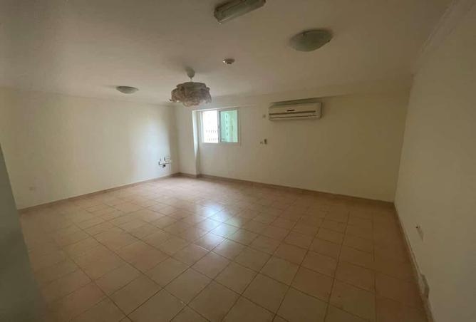 990500 - Property Image 3